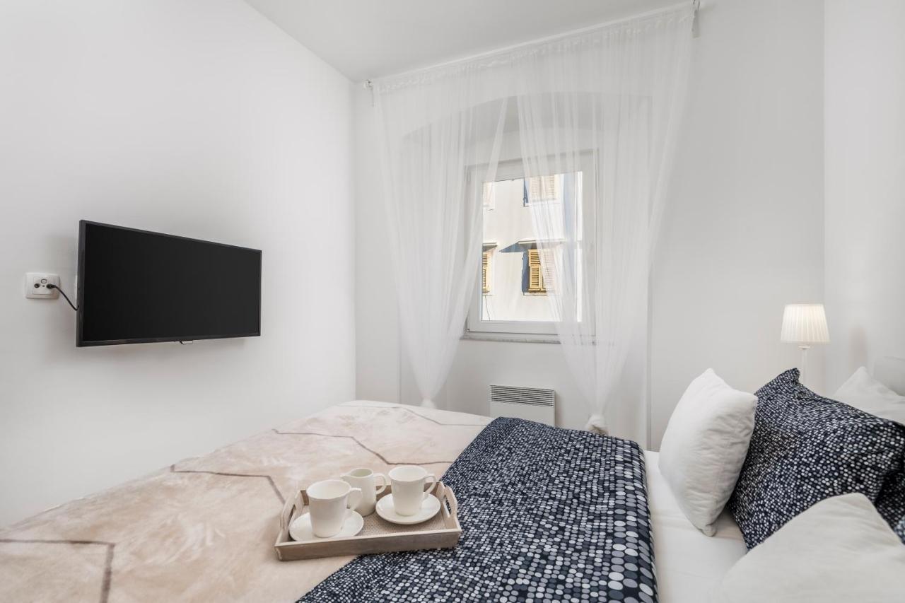Apartment Opa Gold Rijeka Ngoại thất bức ảnh
